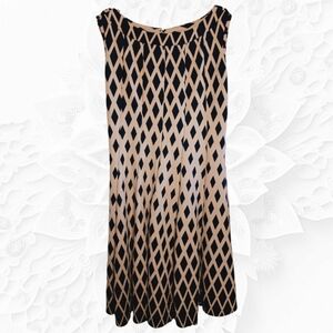 Haani Petite Sleeveless‎ Tan And Black Geometric Design Midi Dress